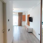 Lamera - Casa Del Mar Si Studiouri Cu Si Aproape De Mare