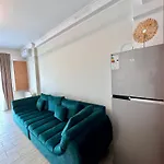 Lamera - Casa Del Mar Si Studiouri Cu Si Aproape De Mare Mamaia